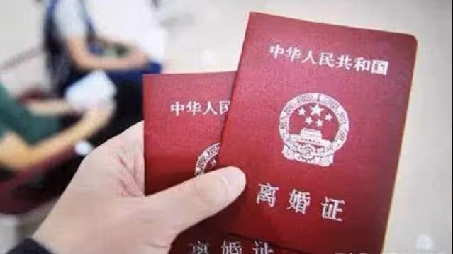 結婚5年，妻子胖到150斤我選擇離婚，3年後再見面時我想復婚