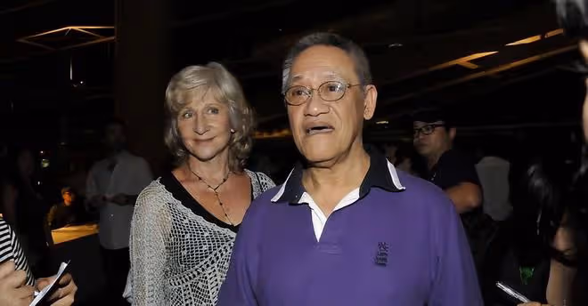 吳耀漢的太太是李小龍御用髮型師，80年代片酬已經過百萬