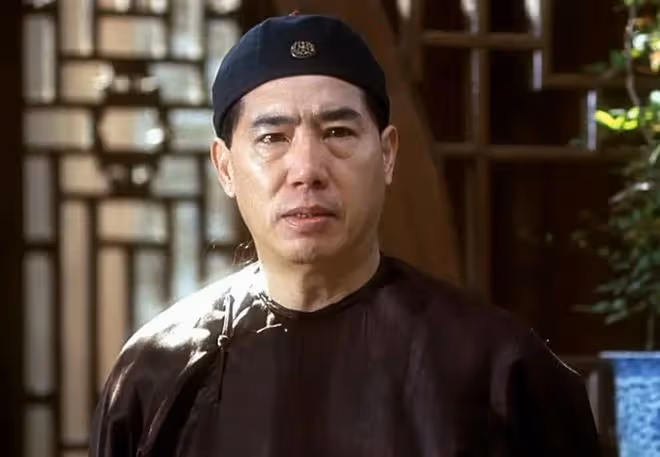 81歲朱江近況曝光!已移民加拿大生活低調,女兒氣質出眾像爸爸