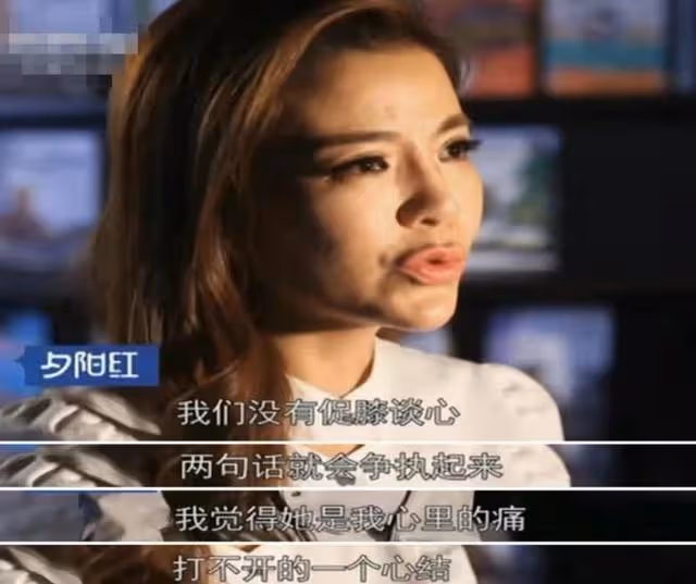 03年央視名嘴與朱迅閃婚,婚後危機不斷,這對老夫少妻現狀如何