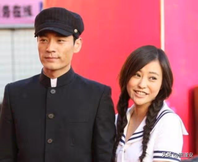 他娶過郝蕾,愛過王珞丹,負了殷桃,38歲時和小12歲的她修成正果