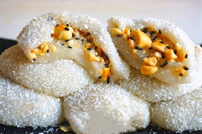 改良版糯米糍,涼了也不會發硬,配上自製餡料,香糯又好吃
