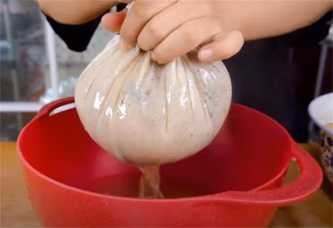 自製秋梨膏,12斤梨4小時熬出精華,改良配方更適合老人小孩
