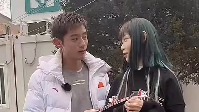 網紅痞幼與50歲大叔分手！疑似曾與張繼科交往，也被拍了大尺度照