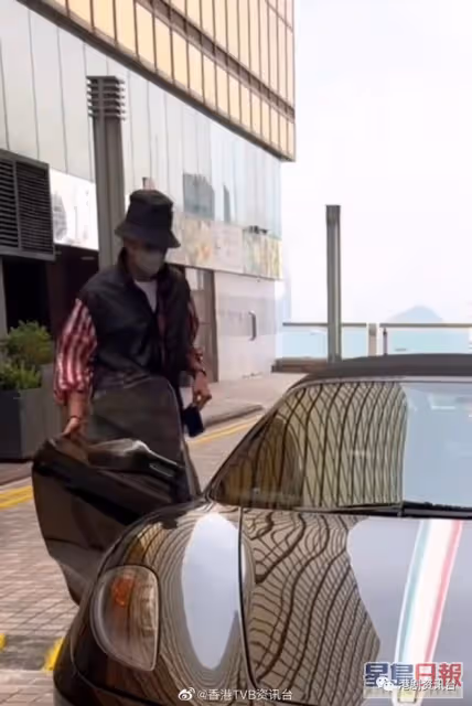 黃宗澤花過百萬重新裝修餐廳再開張!開古董跑車到場任由粉絲打卡