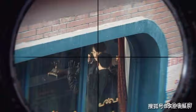 《無間》花向雨最後的舉動，才是對「鋼琴師」最大的暴擊