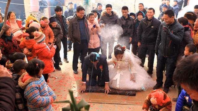 城裡的我決定在農村辦婚宴，我發誓那個婚禮，讓我終身難忘