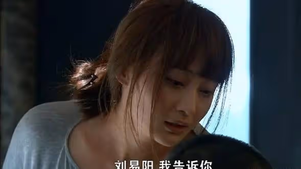 婆婆願出30萬彩禮,小姑子給我看一張照片,我決定「裸婚」