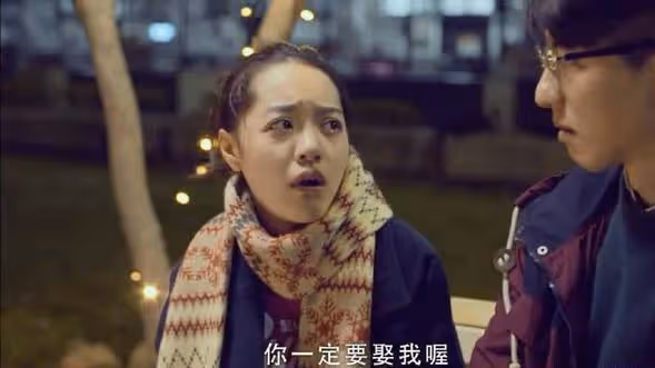 我懷孕後,閨蜜在酒吧看到了老公接一個女人,最後,我感動的哭了