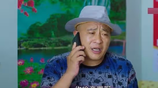 小姑子結婚我拿5萬的大紅包,婆婆只給我一包喜糖,打開我哭了