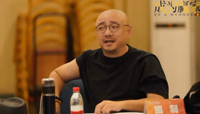 曝光頭影帝常去澳門豪賭,用助理名義欠下千萬賭債,葛優早已回應