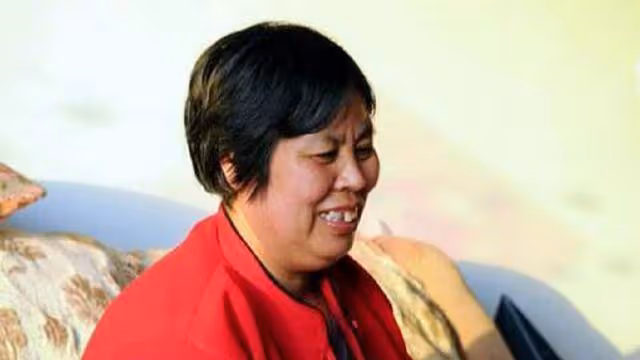 婚後3年兒媳才懷孕,兒子拿出一張單子後,我決定給兒媳30萬