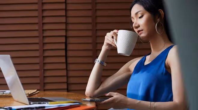 「兒媳，我們家規定兒媳不能上桌吃飯」，那你們走，這是我的家