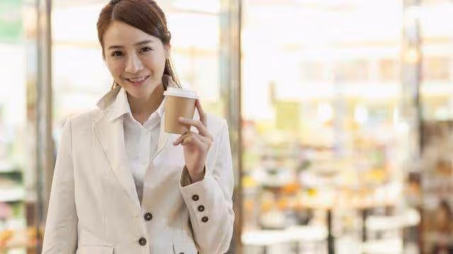 我愛上了二婚女人,父母要跟我斷絕關係,如今她已經懷孕了