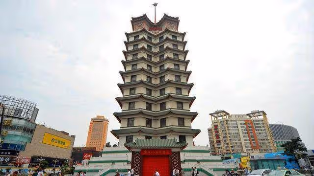 我懷孕後,鄉下婆婆送來一筐山楂,老公卻罵婆婆