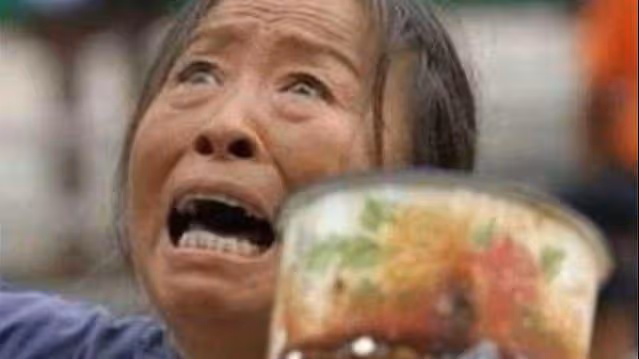 婚禮現場,岳父母帶來兩個人,嚇得我當場下跪