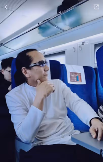 86歲謝賢懶理戀情的假傳聞,離譜消息讓謝霆鋒看了也要生氣