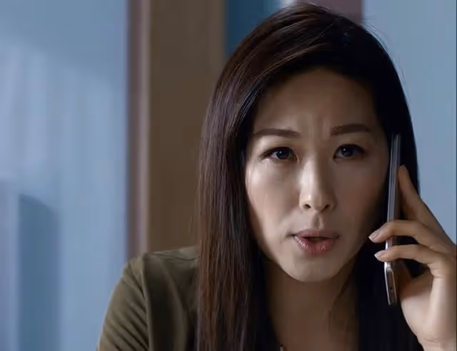 TVB知名女星新劇演技大爆發,拍激吻戲超投入,吻到嘴唇變形