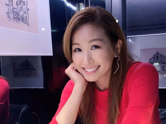 TVB知名女星新劇演技大爆發,拍激吻戲超投入,吻到嘴唇變形