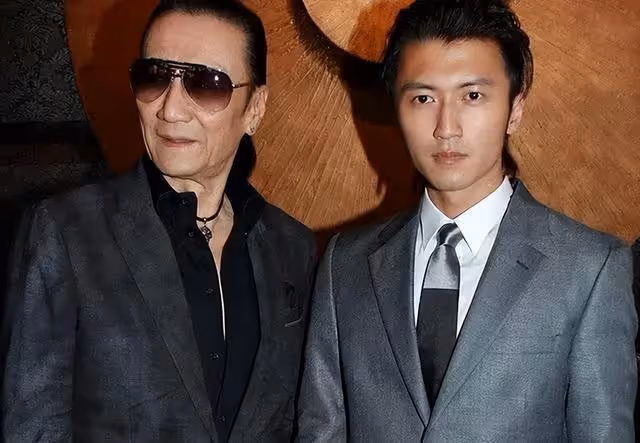86歲謝賢新戀情曝光?與短裙女子海邊散步,原來並不是本人