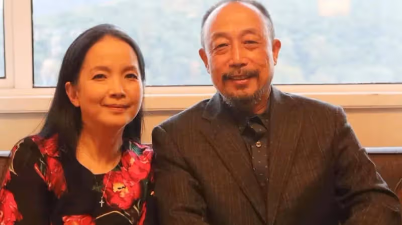呂麗萍美國慶63歲生日！與兒子張博宇4年未見，曝流落街頭撿垃圾