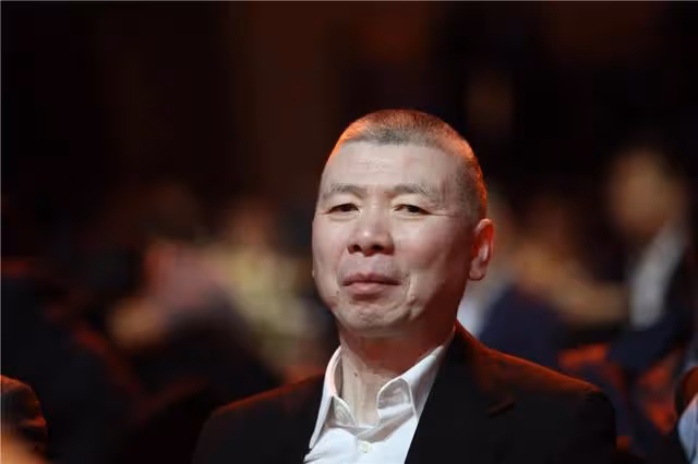 「不可一世」的馮小剛，如今狂不動了