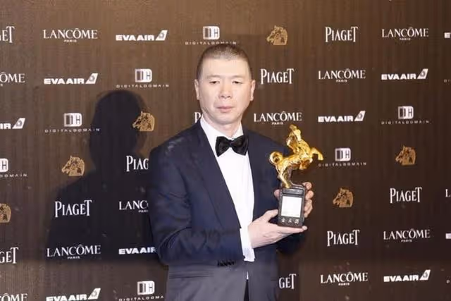 「不可一世」的馮小剛,如今狂不動了