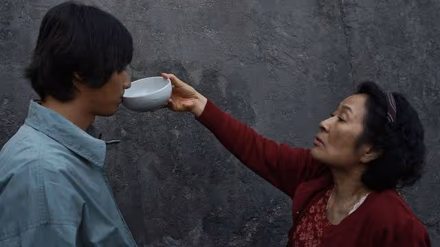 父母決定和養育25年的兒子斷親