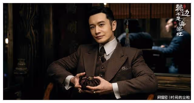 從庾澄慶到秦昊，伊能靜越老越旺夫，而黃曉明卻被楊穎「克」慘了