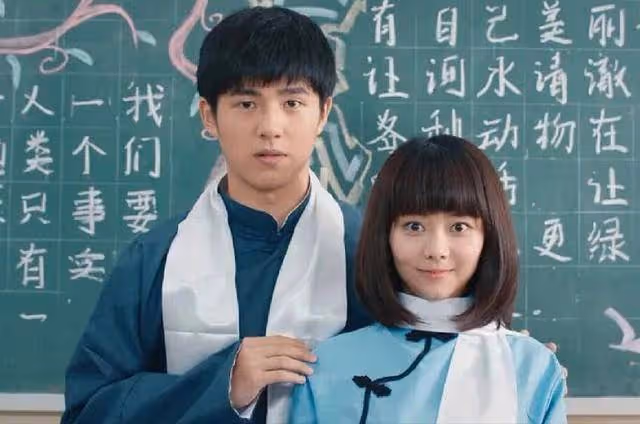 譚松韻被曝隱婚生子，丈夫為萬達董事華漢，工作室發出聲明皆造假