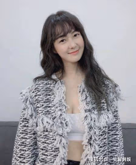 李枖原曬照慶祝44歲生日 不老神顏勝似少女 嫁高爾夫球選手入豪門