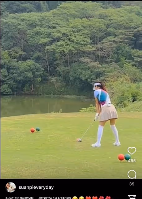 徐靜蕾:美國近況曝光,穿超短裙打球身材好,黃立行也罕見發聲了