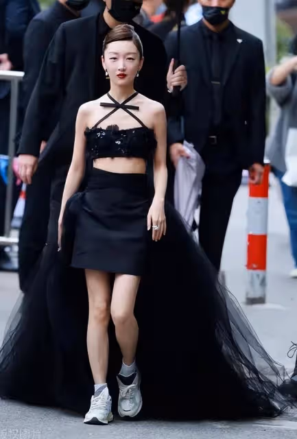 濾鏡下是美女，現實中是「女鬼」！這些瘦到病態的明星，真辣眼