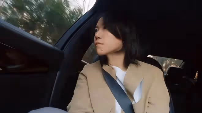 李嫣為竇靖童的新音樂點贊,網友的留言評論很暖心