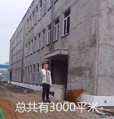趙本山棄徒關小平被批沒親情!拒絕親哥看病求助,自己住大別墅