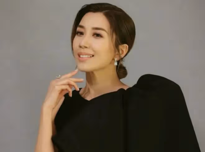 香港知名女星開網店賣衣服!40歲未婚很恨嫁,相戀11年富商無表示