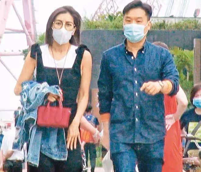 香港知名女星開網店賣衣服!40歲未婚很恨嫁,相戀11年富商無表示