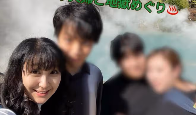 61歲女星嫁給29歲男友,公開「婆孫戀」恩愛細節獲得稱讚