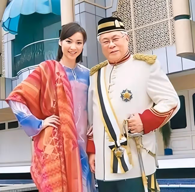 汪小菲香港秘會億萬富豪千金莊鍶敏，倆人過分親密獲全網祝福
