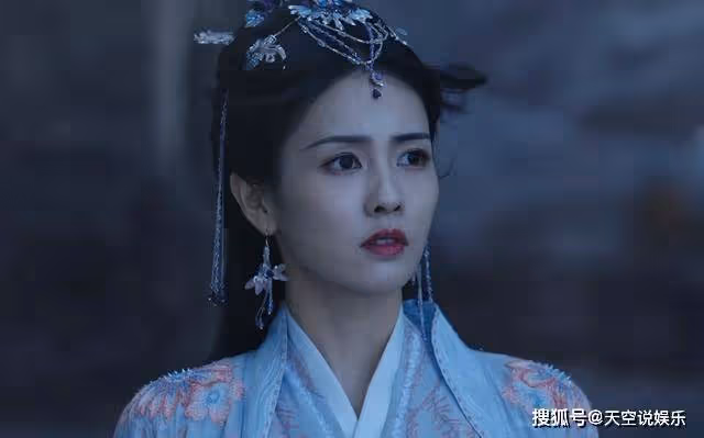 《長月燼明》葉夕霧就是桑酒，蛟龍甦醒後，眼裡為何只有澹臺燼？
