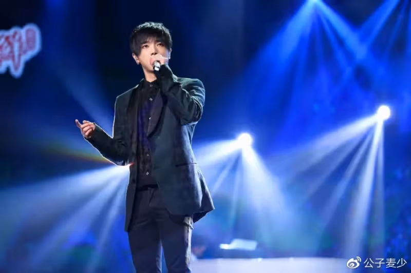 華晨宇,到底是音樂天才,還是被粉絲寵壞的「巨嬰」?