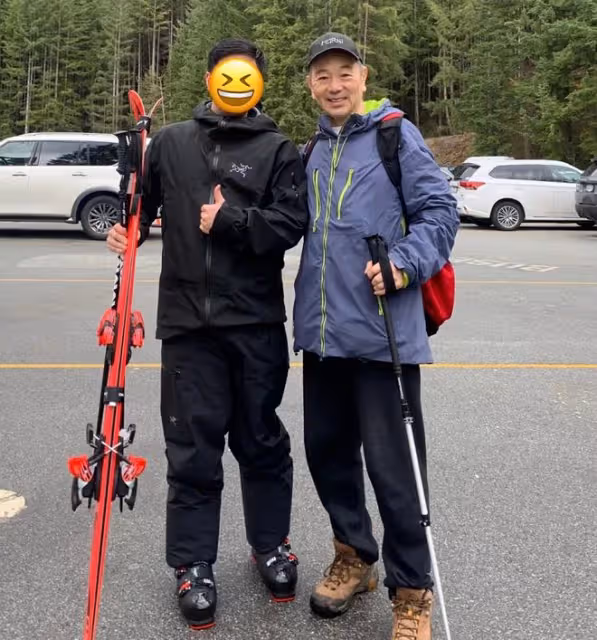 知名演員全家移居加拿大,被粉絲偶遇合影,網傳住富人區有多套房