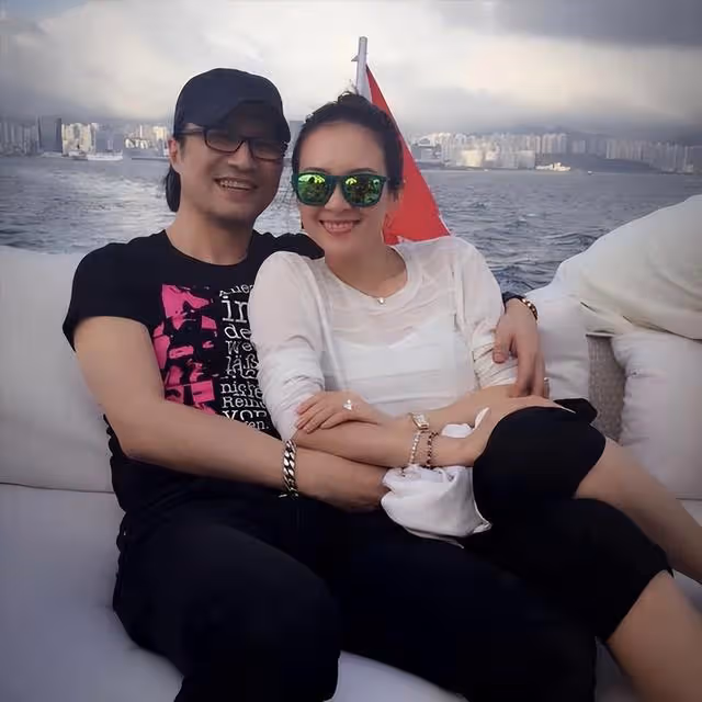 「夫妻本是同林鳥」,救了汪峰2次的章子怡,這一次還會出手嗎?