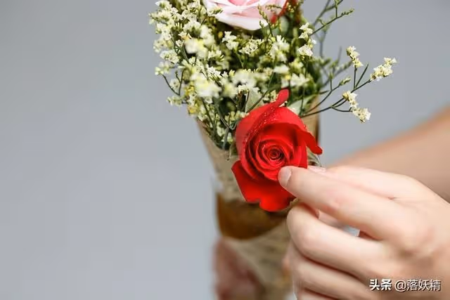 父母給女婿出錢開店,公婆讓兒媳給小叔20萬買房,老公:斷絕關係