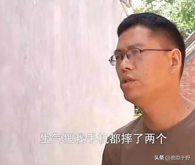 丈夫帶發小老婆去買新車,妻子氣得提離婚,丈夫:就是故意氣你的