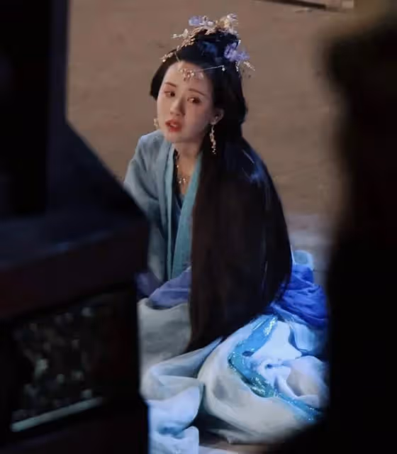 拖把頭、肥牛卷婚服,影視劇的雷人造型,個個挑戰觀眾審美底線