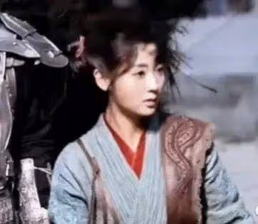 拖把頭、肥牛卷婚服,影視劇的雷人造型,個個挑戰觀眾審美底線