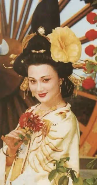 拖把頭、肥牛卷婚服,影視劇的雷人造型,個個挑戰觀眾審美底線