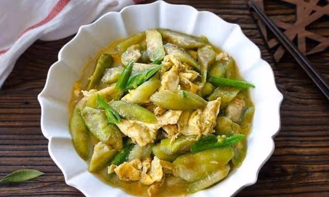 這菜是不可多得的美容佳品，還能促進大腦發育，女人和孩子要多吃