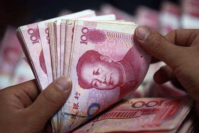"兒媳,你憑啥讓我洗碗?" "媽,我坐月子在,家務活應該你做"